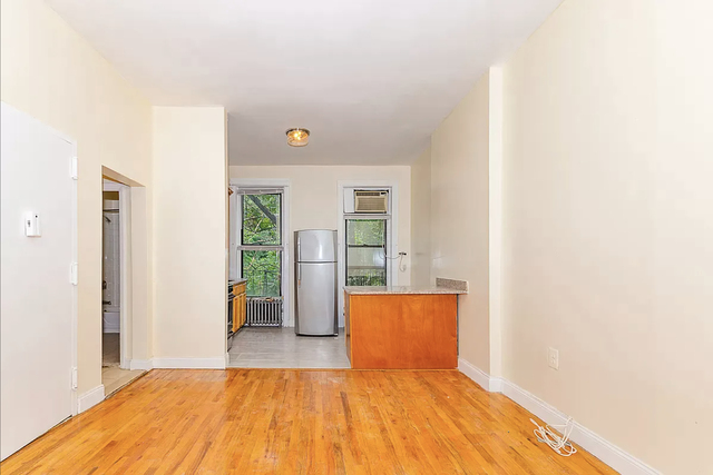 535 Franklin Ave - Photo 1