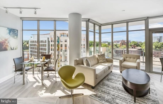 Luxury Apartments in Bethesda, Maryland