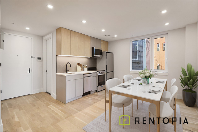 322 Graham Ave - Photo 1