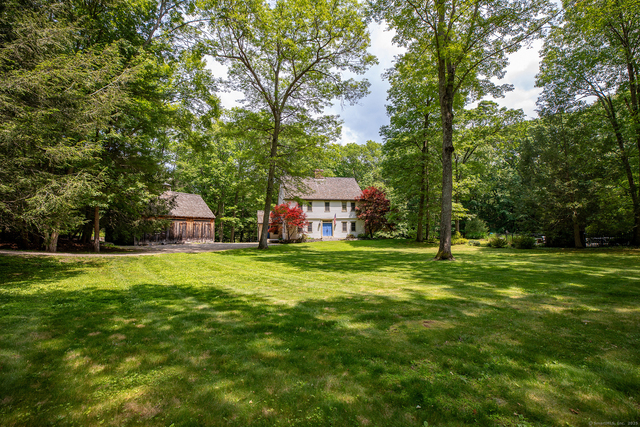 33 Sentry Hill Road - Photo 1