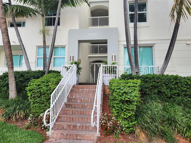 9172 Collins Ave - Photo 1