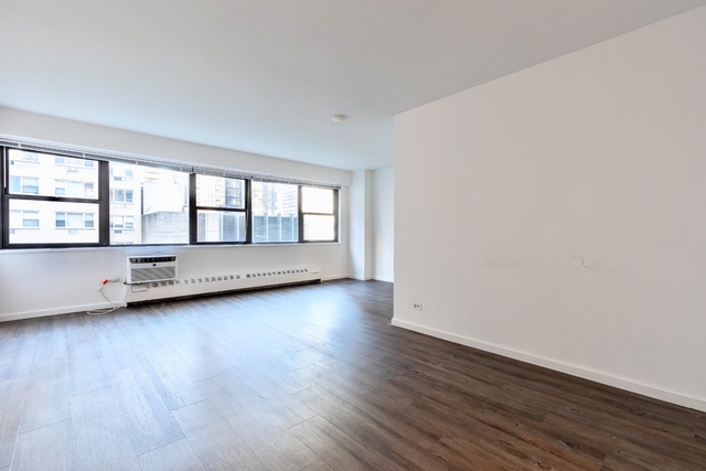 E 46th St - Photo 1