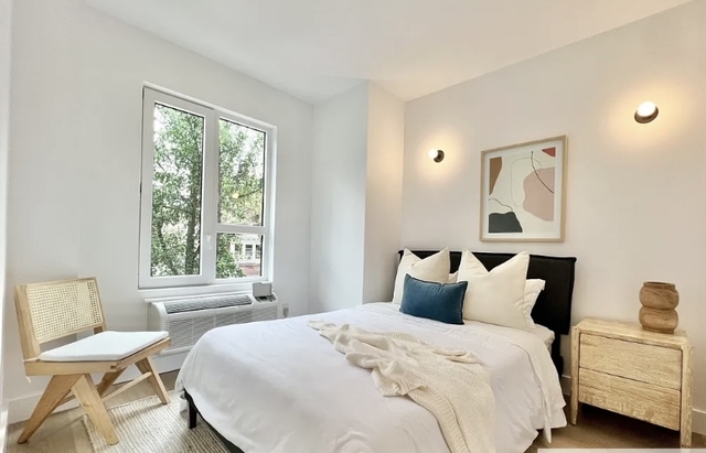 1040 President st - Photo 1