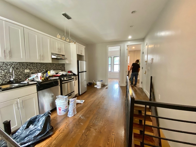 600 Lincoln Pl - Photo 1