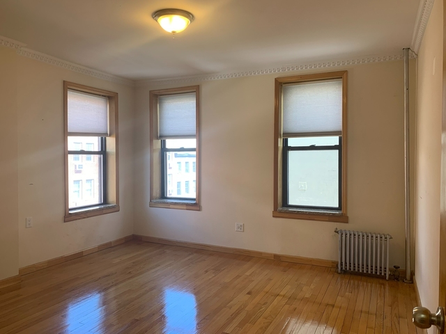 400 East 12th Street - Photo 1