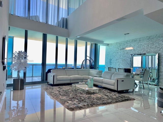 17121 Collins Ave - Photo 1