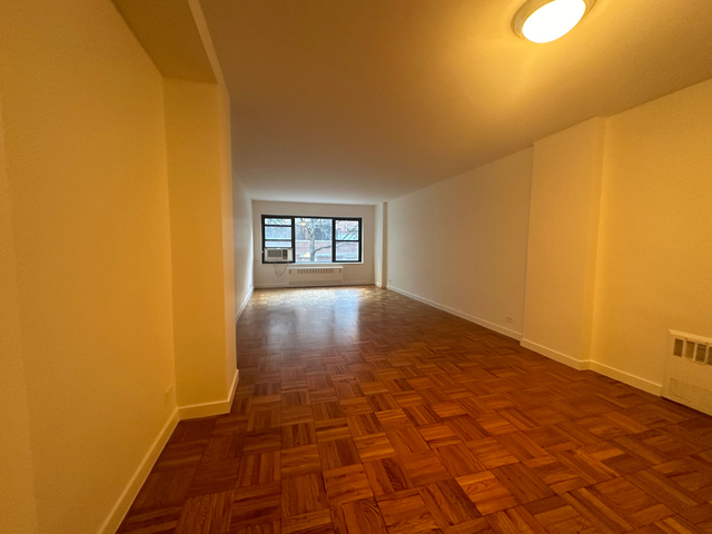 333 East 49th Street - Photo 1