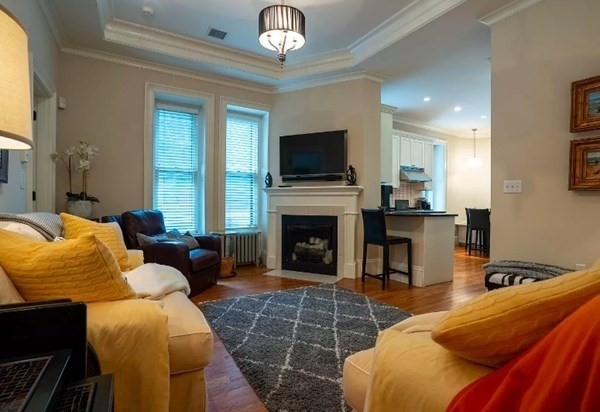 295 Beacon Street - Photo 1