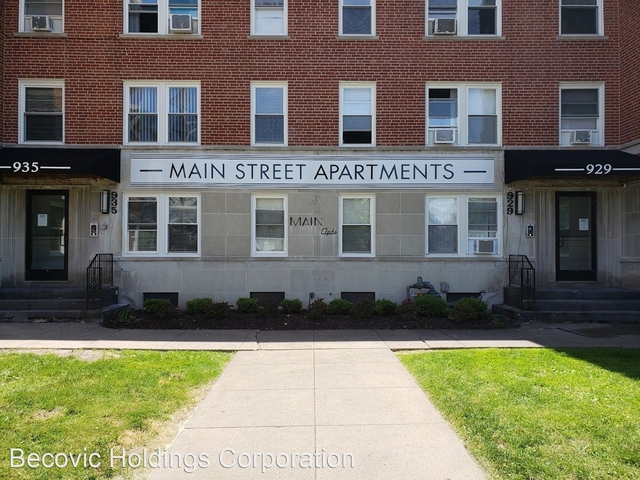 929 North Main Street - Photo 1