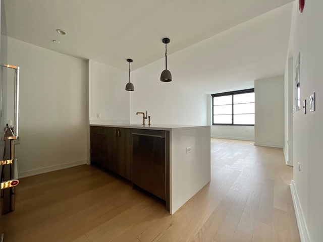 517 West 38th Street - Photo 1