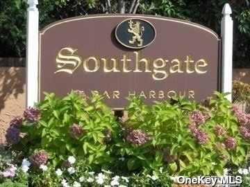 170 Southgate Circle - Photo 1
