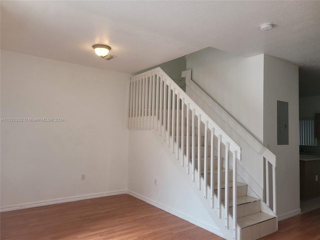 2973 Se 15th Ter - Photo 1