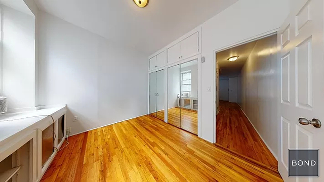 247 West 26th Street - Photo 1