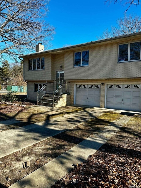 283 Commack Road - Photo 1