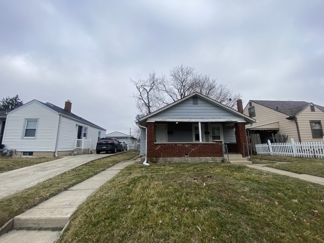 2338 Calhoun Street - Photo 1