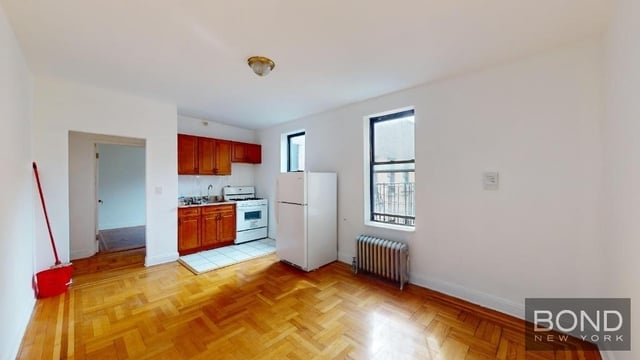 2080 Grand Concourse - Photo 1