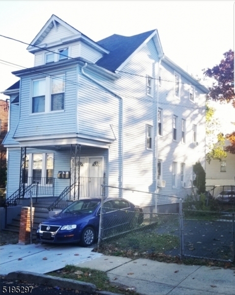 264 Lehigh Ave - Photo 1