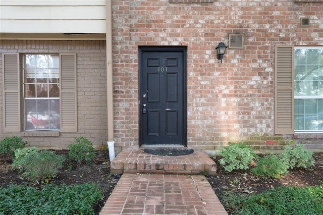 357 N Post Oak Lane - Photo 1