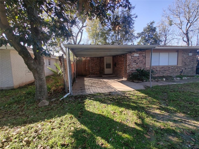 5113 Timothy Street - Photo 1