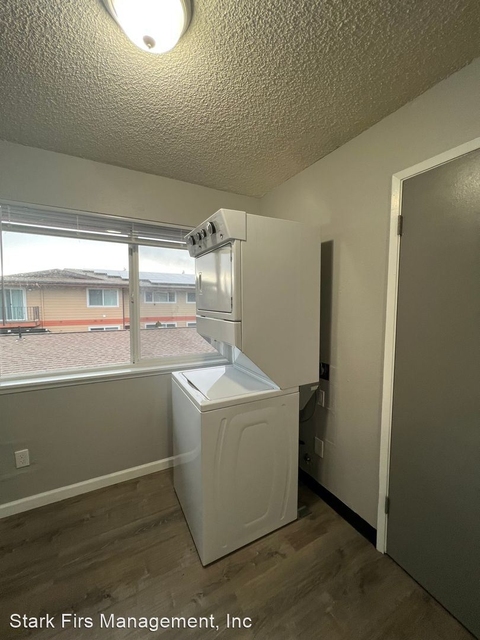 16124 Se Alder St. - Photo 1