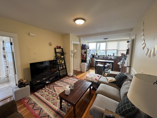 332 Beacon St - Photo 1