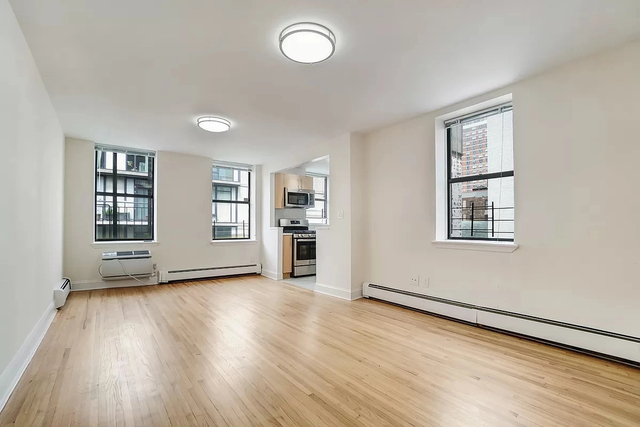 365 West 52nd Street - Photo 1