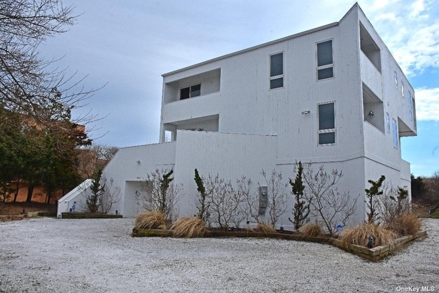 561 Dune Road - Photo 1