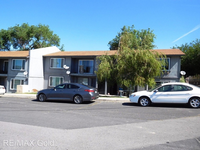 3395 Scottsdale Road - Photo 1