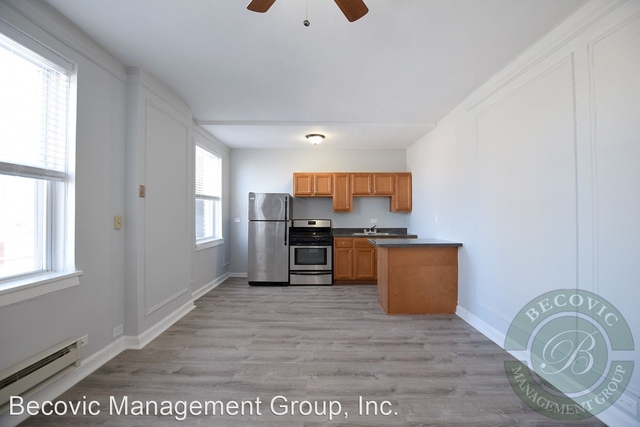 5860 N Kenmore Avenue - Photo 1