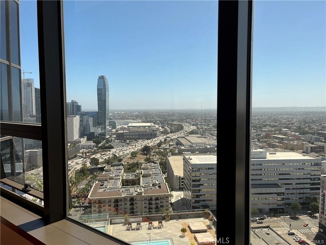 1100 Wilshire Boulevard - Photo 1