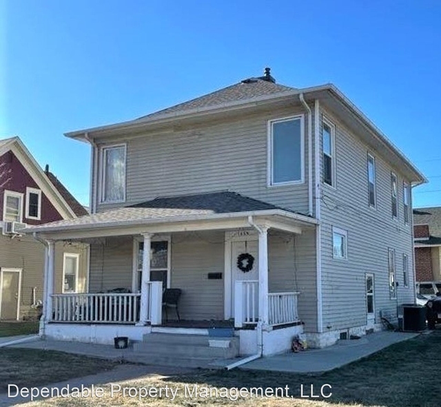 1833 10th Avenue - Photo 1