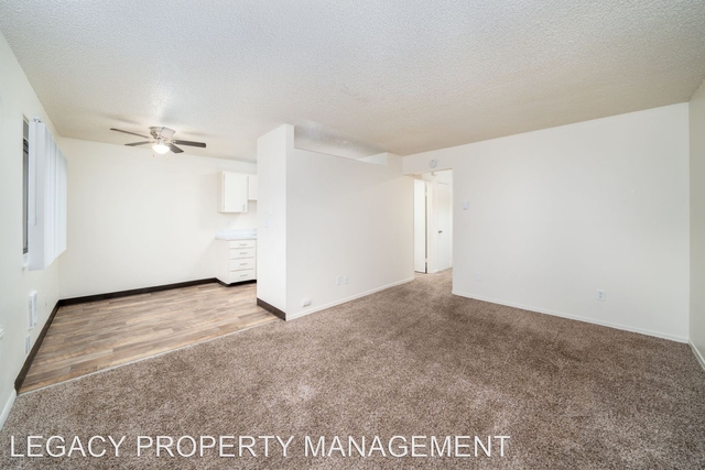 13210 Se Division Street - Photo 1