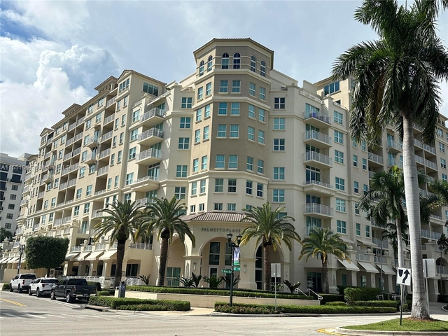 99 Se Mizner Blvd - Photo 1