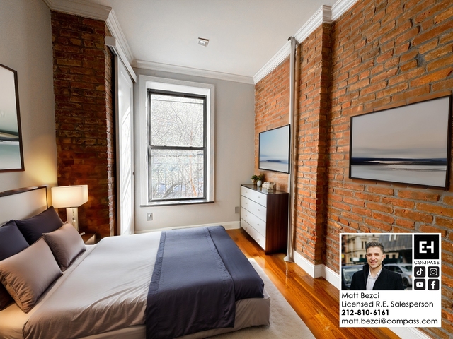 16 East 116th Street - Photo 1