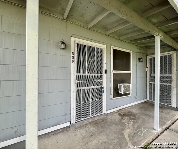 359 Tarasco St - Photo 1