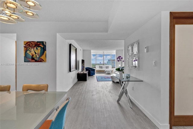 2333 Brickell Ave - Photo 1