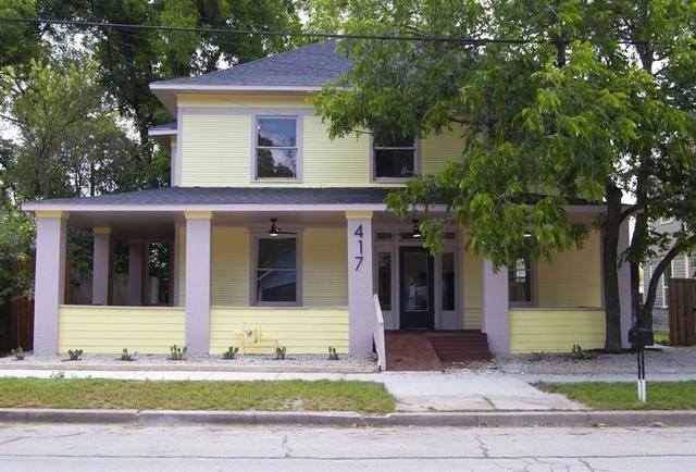 417 W Franklin Street - Photo 1