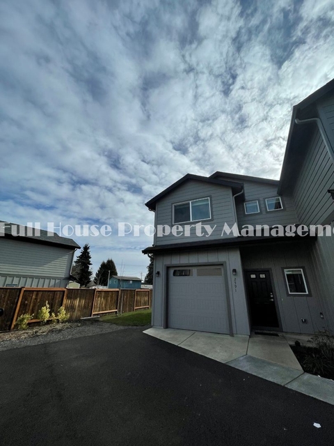 2591 Justine Ln. - Photo 1