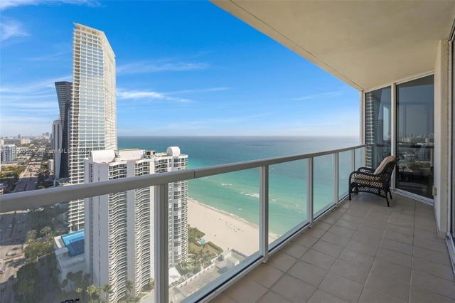 16699 Collins Ave - Photo 1