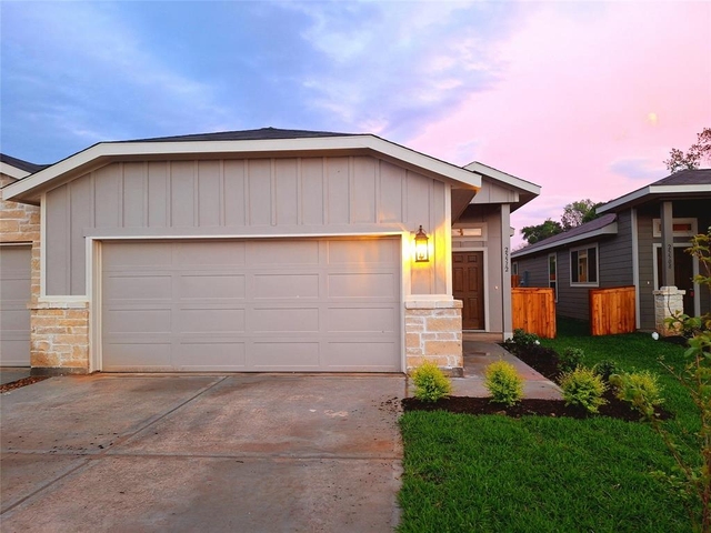 25512 Starling Lane - Photo 1