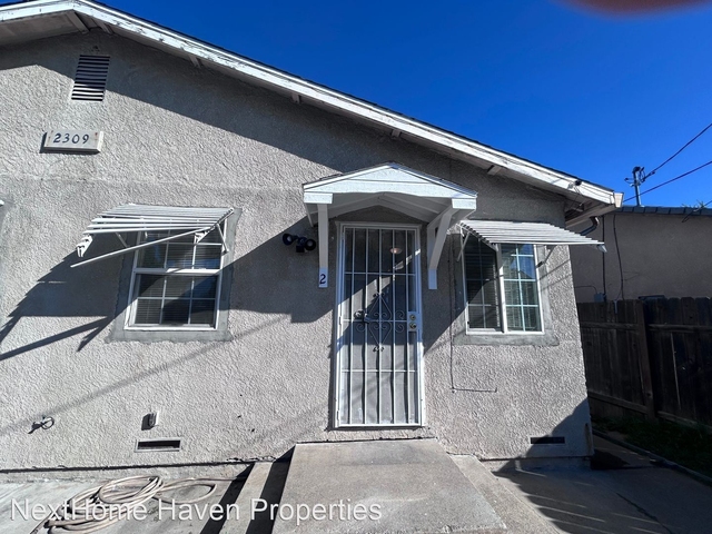 2309 Harris Avenue - Photo 1