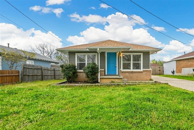 307 N Dallas Street - Photo 1