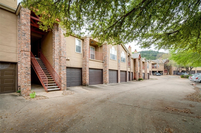 6804 N Capital Of Texas Highwa - Photo 1