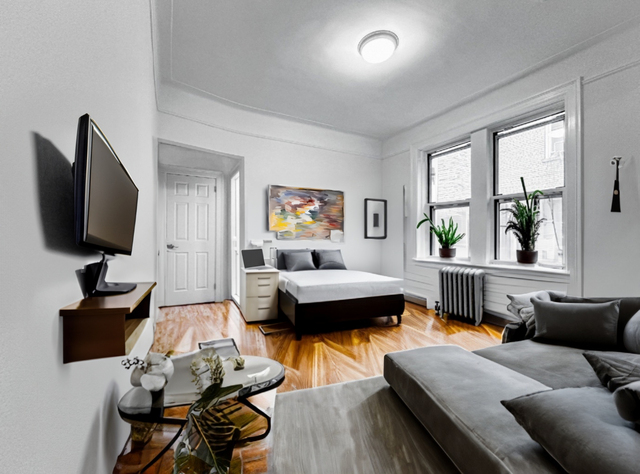 117 West 13th Street - Photo 1