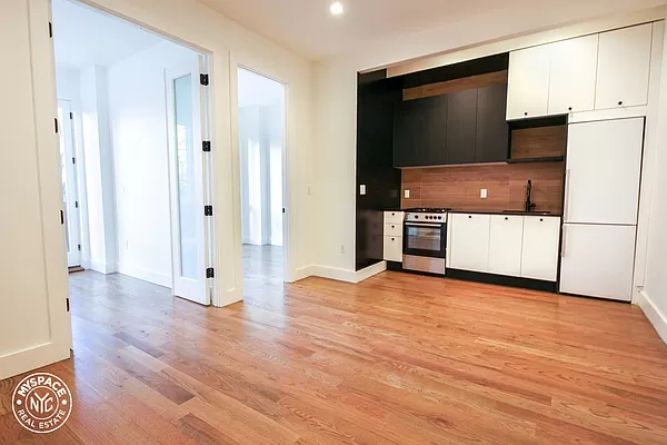 406 Cornelia Street - Photo 1