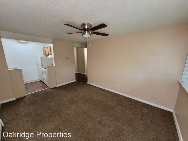 801-809 So. Circle Dr. - Photo 1