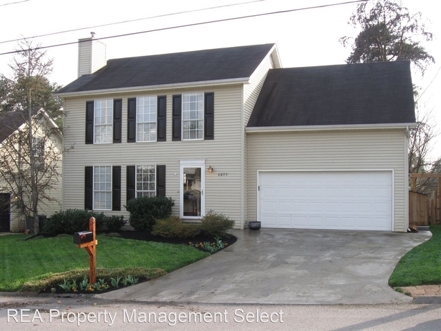 1377 Woodridge Drive - Photo 1