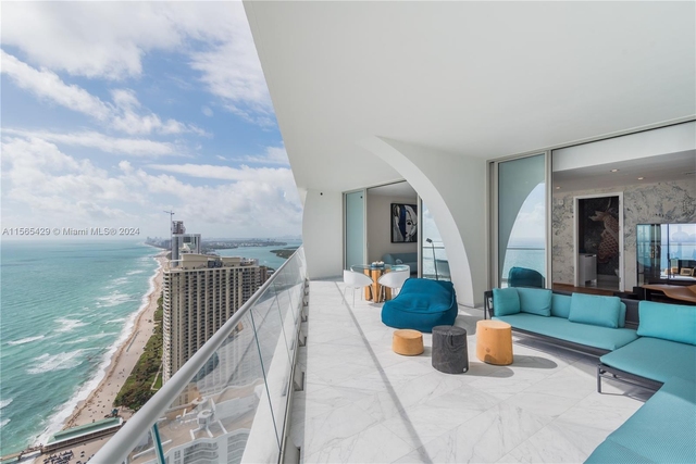 16901 Collins Ave - Photo 1