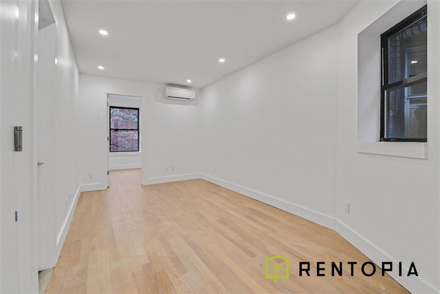 435 Dekalb Avenue - Photo 1