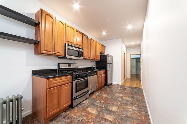 529 East 13th Street - Photo 1